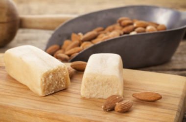 Marzapane: come preparare in casa la pasta di mandorle