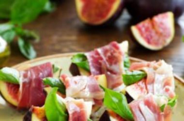 Antipasti natalizi: prepariamoci alle feste con un bel buffet di antipasti per tutti i gusti