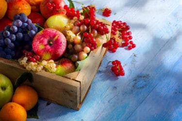 Frutta biologica: vantaggi e svantaggi rispetto alla frutta “normale”