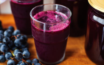 Un elisir di bellezza e salute: scopriamo le proprietà del succo d’uva