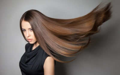 Per ottenere capelli lisci ed eliminare l’effetto crespo in modo naturale seguite i nostri consigli