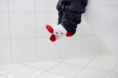 Scoprite tanti rimedi naturali contro la stitichezza nei bambini