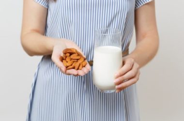 Latte vegetale: che cos’è e come scegliere il tipo di bevanda vegetale migliore per te