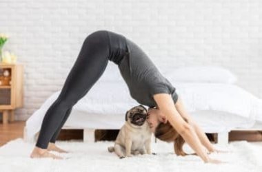 Ecco le posizioni yoga da fare anche in casa…