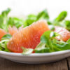 Provate l’insalata di pompelmo, ricetta estiva molto gradevole ed efficace contro il caldo