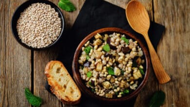 insalata di farro e verdure