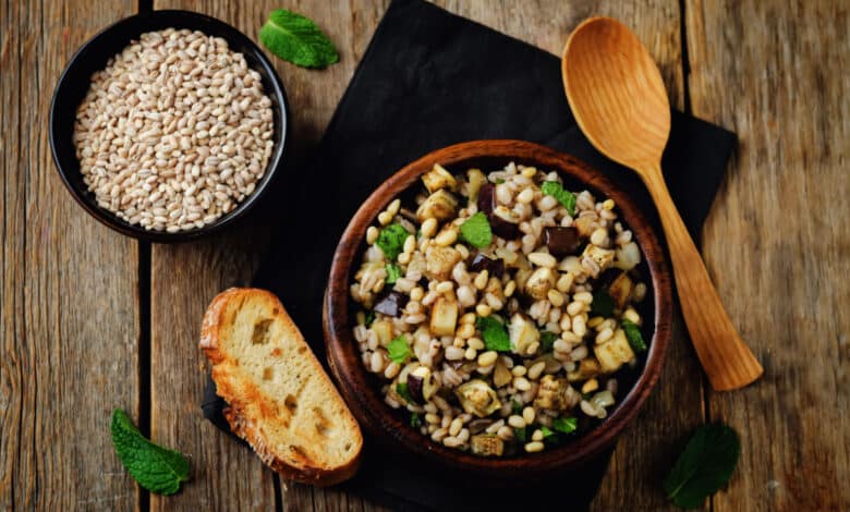 insalata di farro e verdure