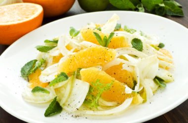 La ricetta dell’insalata di finocchi e arance alla siciliana, un piatto davvero rinfrescante