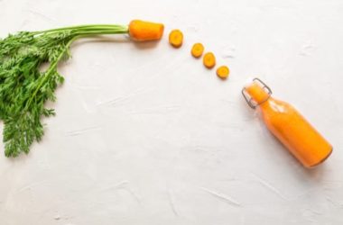 Tutto sul succo di carote: come preparare una bevanda dal potere saziante e basso apporto calorico, che aiuta vista e abbronzatura