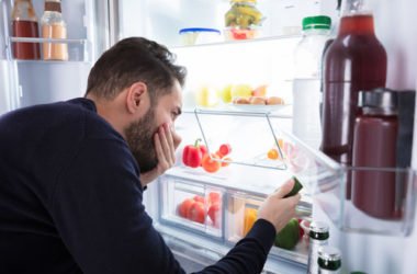 Come prevenire ed eliminare il cattivo odore nel frigorifero: i migliori consigli.. al naturale!