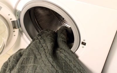 Tutti i rimedi per un maglione infeltrito: come evitare l’infeltrimento ed eventualmente rimetterlo a nuovo