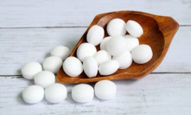 Naftalina: cos’è e come la usiamo