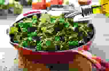 Ecco il cavolo riccio o kale, una verdura ricca di proprietà antiossidanti, sali minerali, vitamina C
