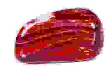 Tutto sul diaspro rosso in cristalloterapia, la pietra che favorisce la circolazione e dona risolutezza