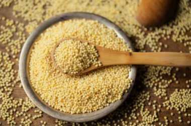 Les secrets du millet, une céréale riche en glucides et en protéines