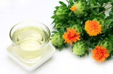 L’olio di cartamo, un prodotto dalle proprietà terapeutiche e salutistiche interessanti