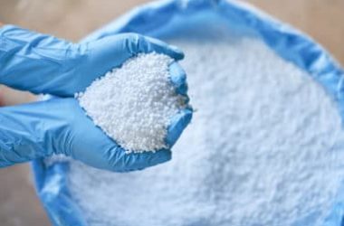 Salnitro o nitrato di potassio: da propellente a concime per i campi e non solo