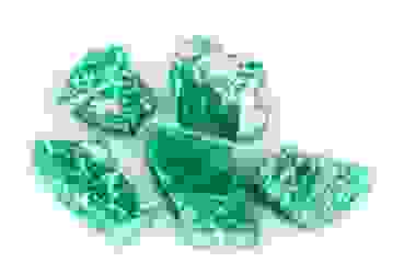 Tutto sull’amazzonite, la pietra verde per trovare sicurezza e fiducia in sé, simbolo della forza femminile