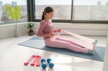 Tutto sulla banda elastica per il fitness a casa o in palestra
