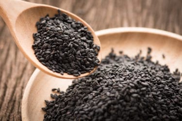 Tutto sul sesamo nero, uno degli ingredienti più amati dalla tradizione medica e culinaria cinese