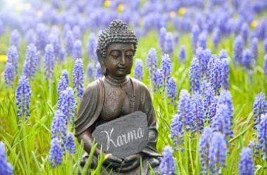 Il Karma: la legge di causa-effetto, fondamentale nella religione induista e nel buddhismo