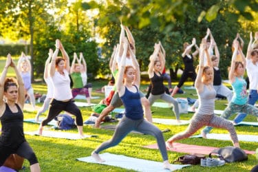 Tappetino yoga: la guida per scegliere il più adatto