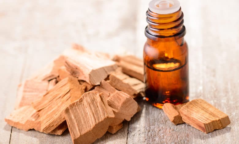 olio essenziale di sandalo