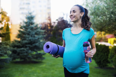 Ginnastica in gravidanza per alleviare il dolore: benefici