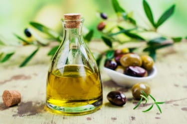 Olio di sansa, dagli scarti dell’olio di oliva un ricco alimento da scoprire