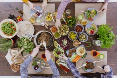 Tutto sulla dieta vegetariana: tipologie, principi base, alimenti, benefici e carenze