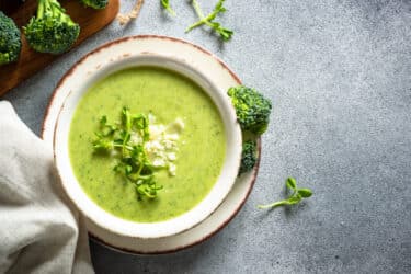 Ricette con broccoli: piatti vegetariani salutari e saporiti