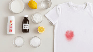 Macchie di frutta: come eliminarle dai tessuti in modo naturale