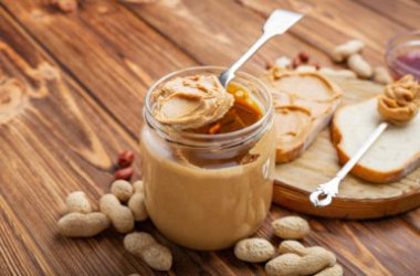 Beurre de cacahuète : comment l'utiliser, quelles propriétés, ce qu'il remplace en cuisine