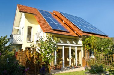 La differenza tra pannello solare e fotovoltaico, spiegata in parole semplici
