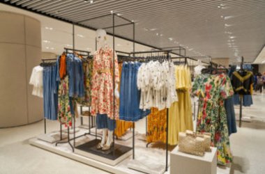 Fast fashion: tutto quel che c’è da sapere sulla moda facile e a basso costo