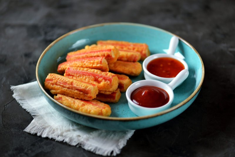 Surimi ingredienti, calorie, valori nutrizionali e idee per ricette