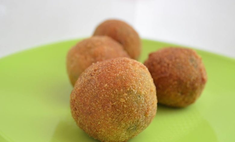 arancini di riso con ragù vegano