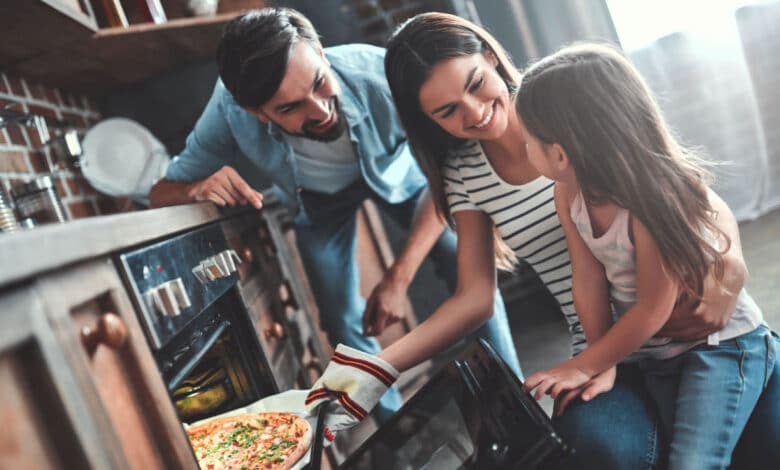 Perché la pizza cotta a legna è più buona di quella cotta nel forno di casa?