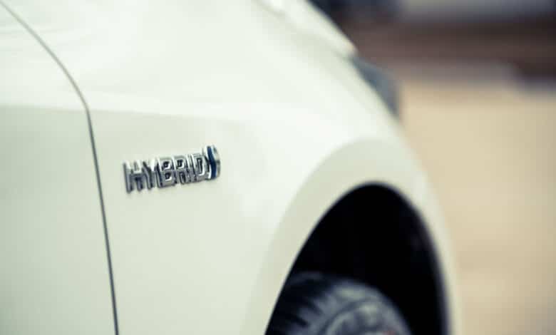 Vantaggi dell'auto ibrida: ecco quali sono