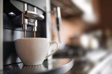Come pulire la macchina del caffè: la guida pratica