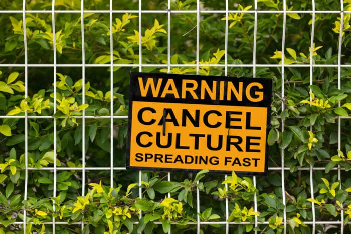 rischi del wokismo: la cancel culture