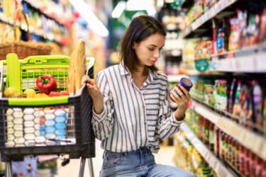 Etichetta alimentare: cos’è e perché è importante saperla leggere