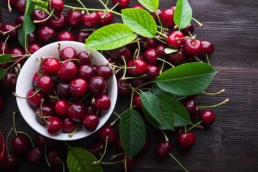 Come togliere il nocciolo alle ciliegie