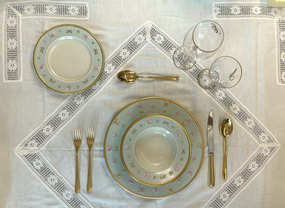 come apparecchiare la tavola