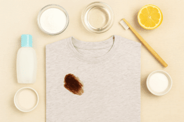 Come eliminare le macchie di cioccolato dai tessuti