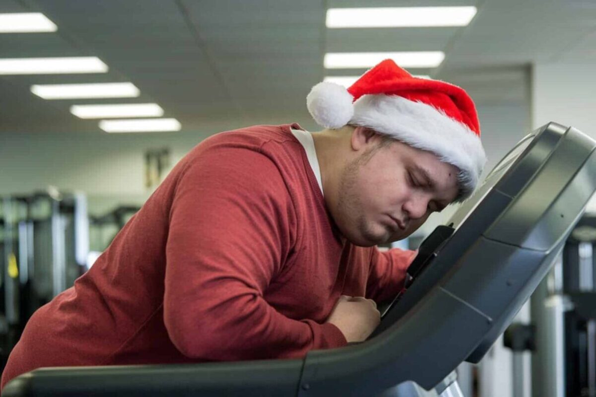 Come perdere peso dopo le feste: i nostri consigli su cibo e attività fisica