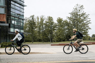 La e-bike nella vita quotidiana: perché è il mezzo migliore per muoversi in città