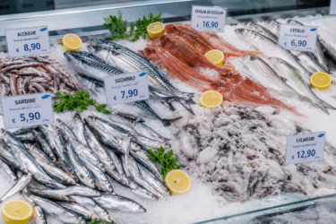 Pesce sostenibile di luglio: quali scegliere per mangiare bene e rispettare il mare